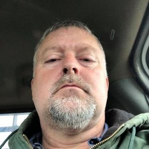 Meet your Posher, Bobby